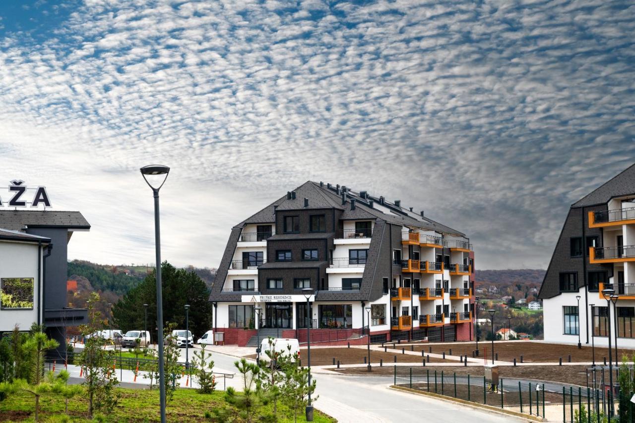 ורדניק Fruske Residences מראה חיצוני תמונה