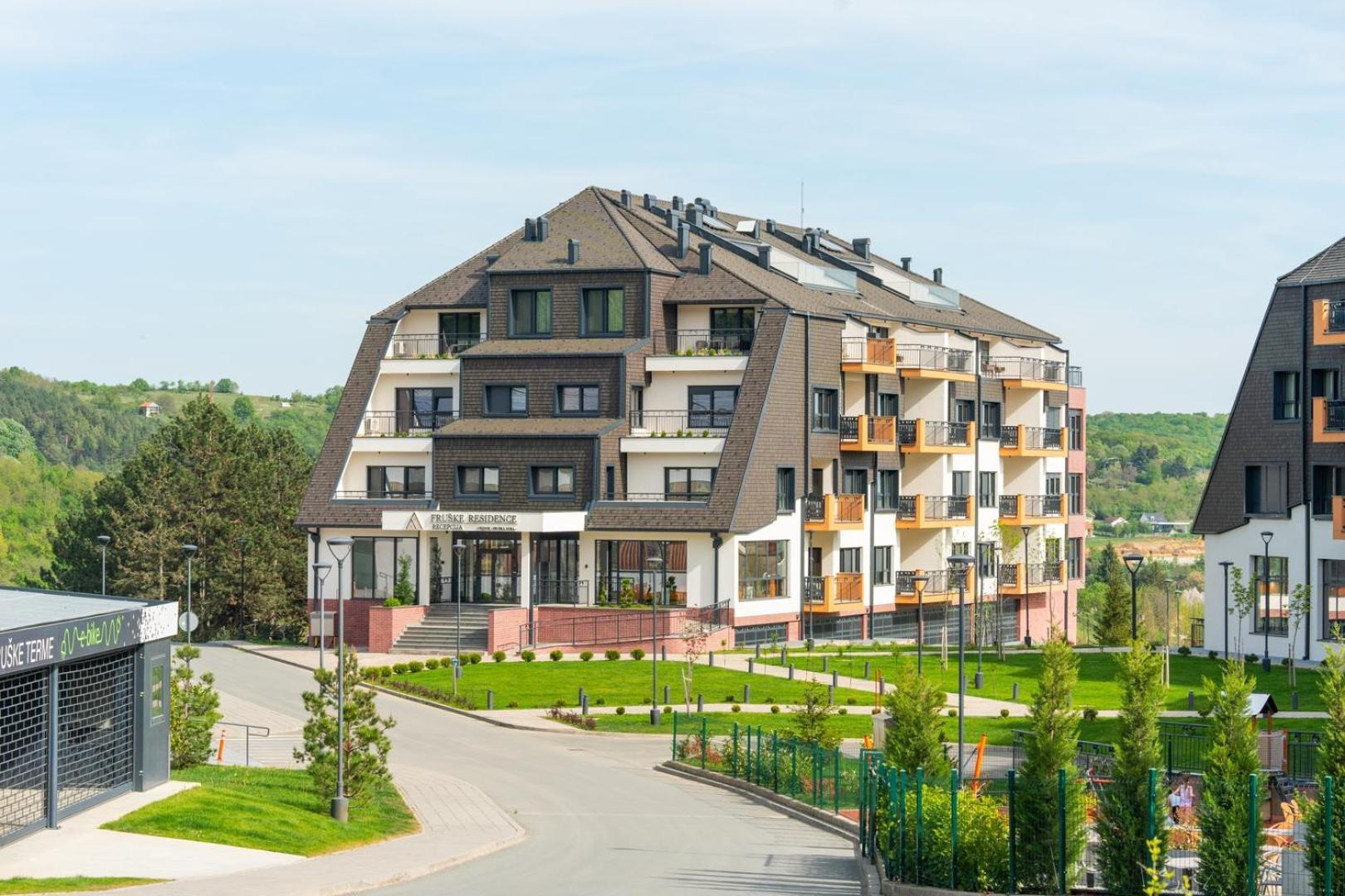 ורדניק Fruske Residences מראה חיצוני תמונה
