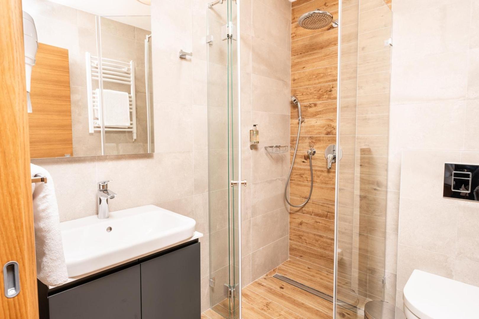 ורדניק Fruske Residences מראה חיצוני תמונה