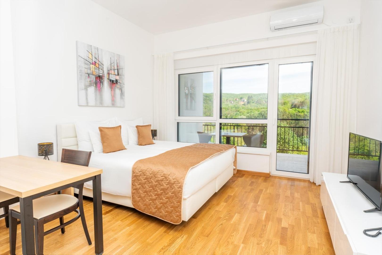 ורדניק Fruske Residences מראה חיצוני תמונה
