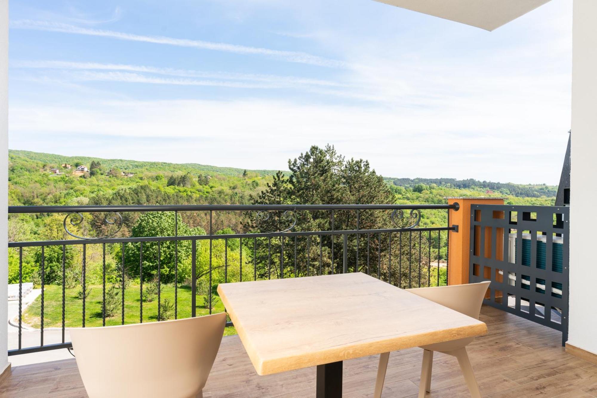 ורדניק Fruske Residences מראה חיצוני תמונה